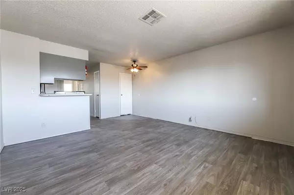 Las Vegas, NV 89101,419 N 15th ST #4