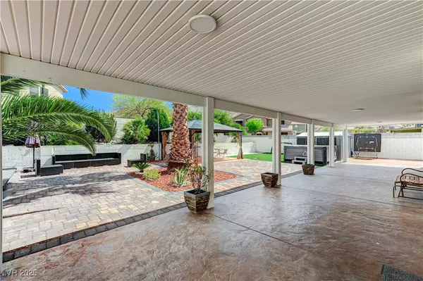 Las Vegas, NV 89110,1110 Azure Heights PL