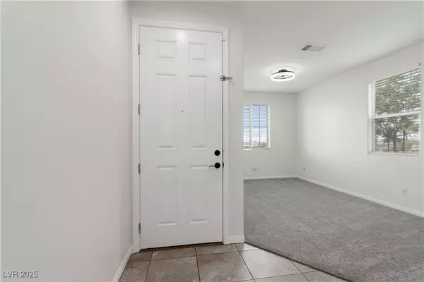 North Las Vegas, NV 89081,5317 Golden Melody LN