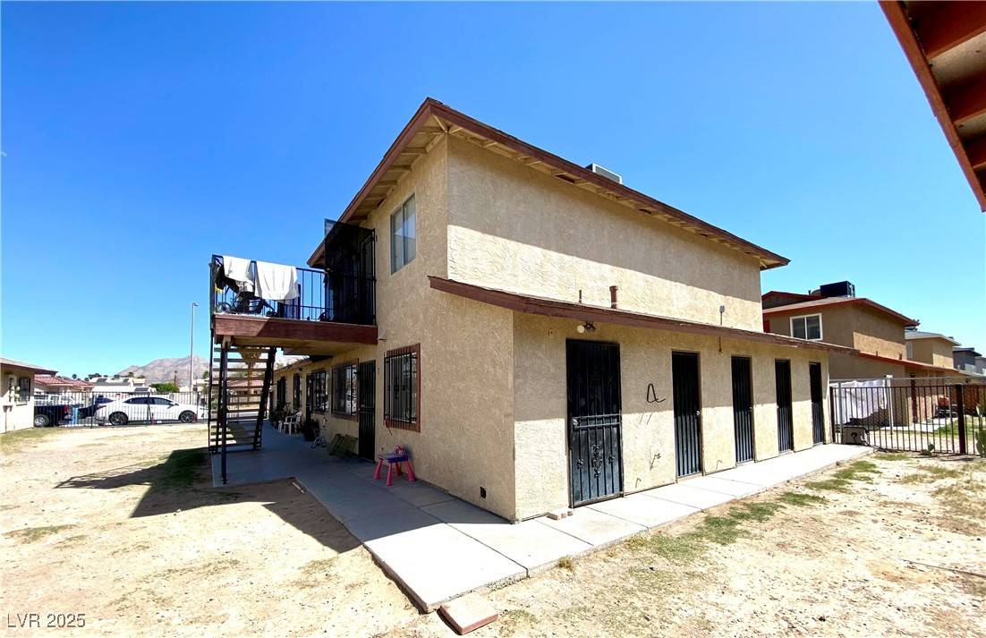 Las Vegas, NV 89110,1520 Henry DR