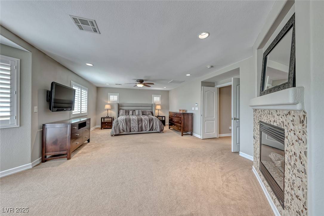 Las Vegas, NV 89183,193 Glenbrook Estates DR