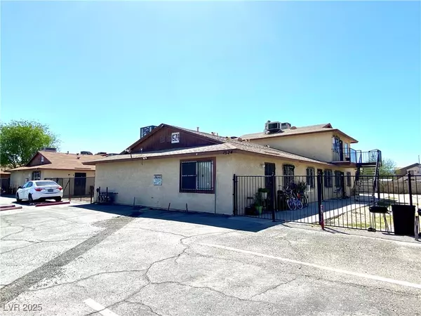 Las Vegas, NV 89110,1524 Henry DR