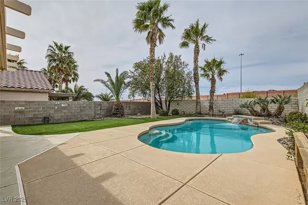 Las Vegas, NV 89143,7829 Lovely Pine PL