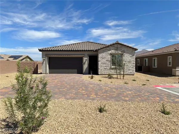 Pahrump, NV 89061,5672 E Badlands LN