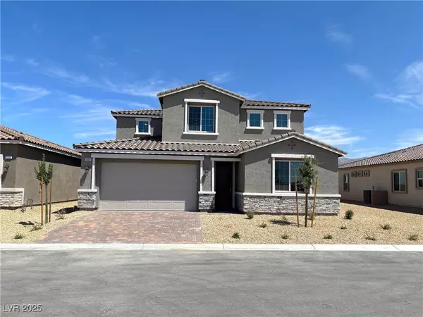 5688 E Badlands LN, Pahrump, NV 89061
