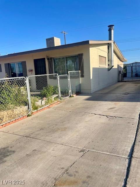 Las Vegas, NV 89108,5201 Glen Eagles LN
