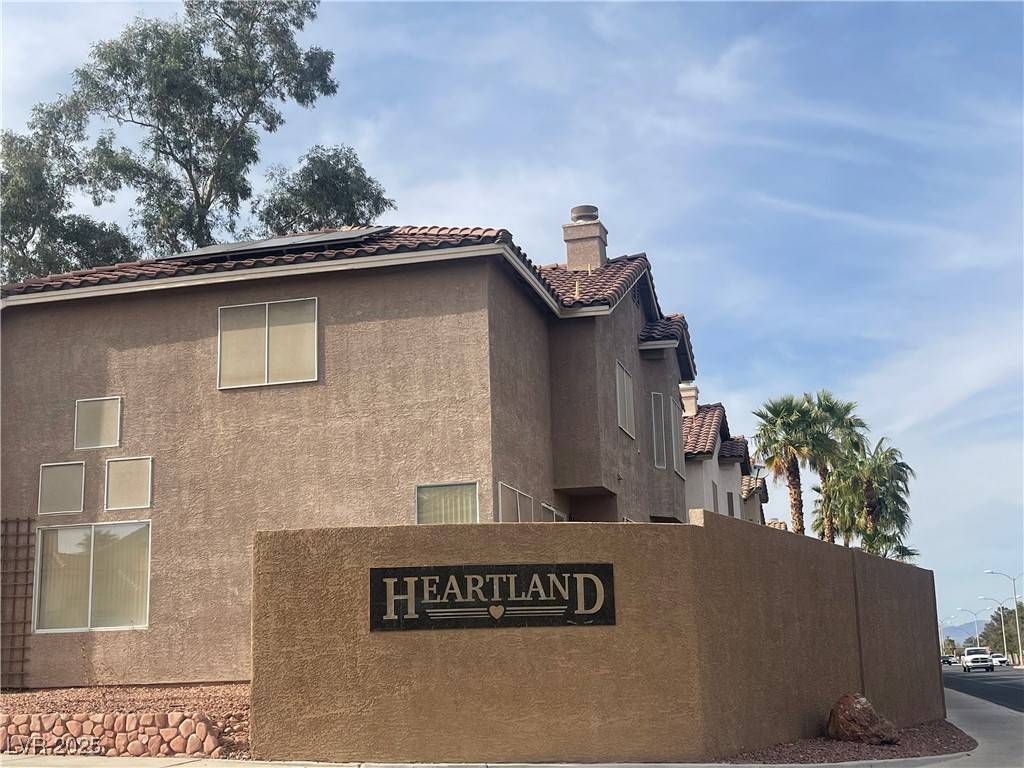 Henderson, NV 89074,266 Bluefield LN