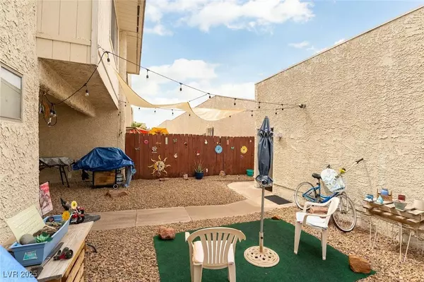 Henderson, NV 89015,555 Rene LN