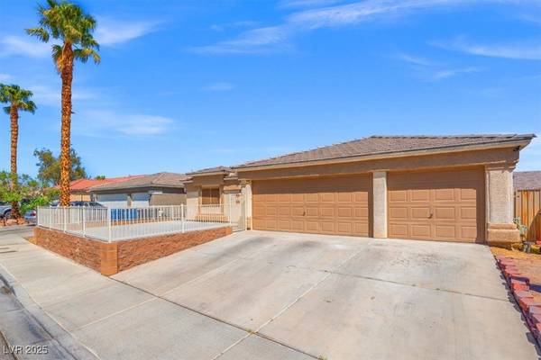 5224 Red Vine ST, North Las Vegas, NV 89031