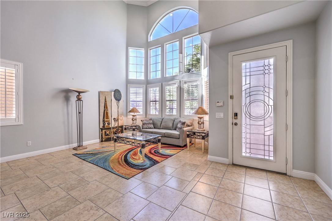 Henderson, NV 89012,396 Via Sonador