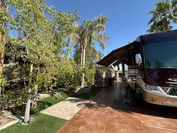 Las Vegas, NV 89139,8175 Arville ST #9