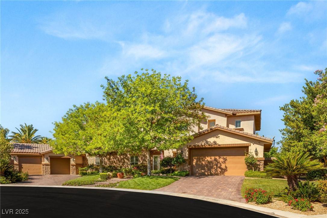 Las Vegas, NV 89117,2285 Villefort CT