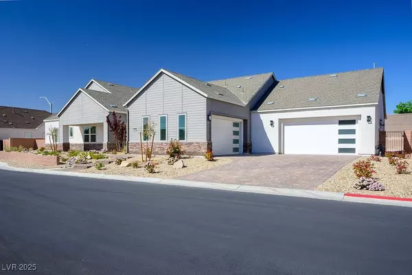 Las Vegas, NV 89113,8863 Italian Trotter CT