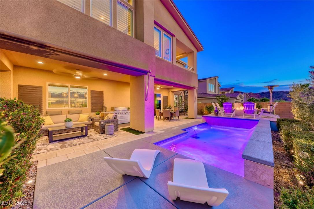 7 Hilltop Crest ST, Henderson, NV 89011