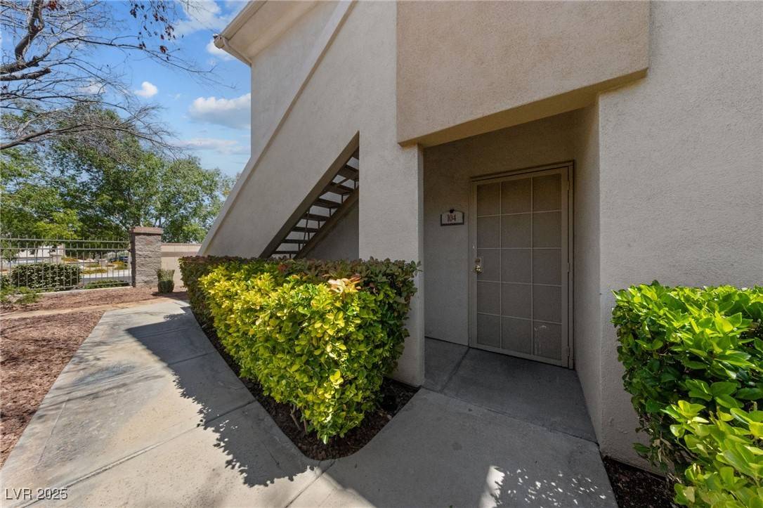Las Vegas, NV 89144,10116 Jacob PL #104
