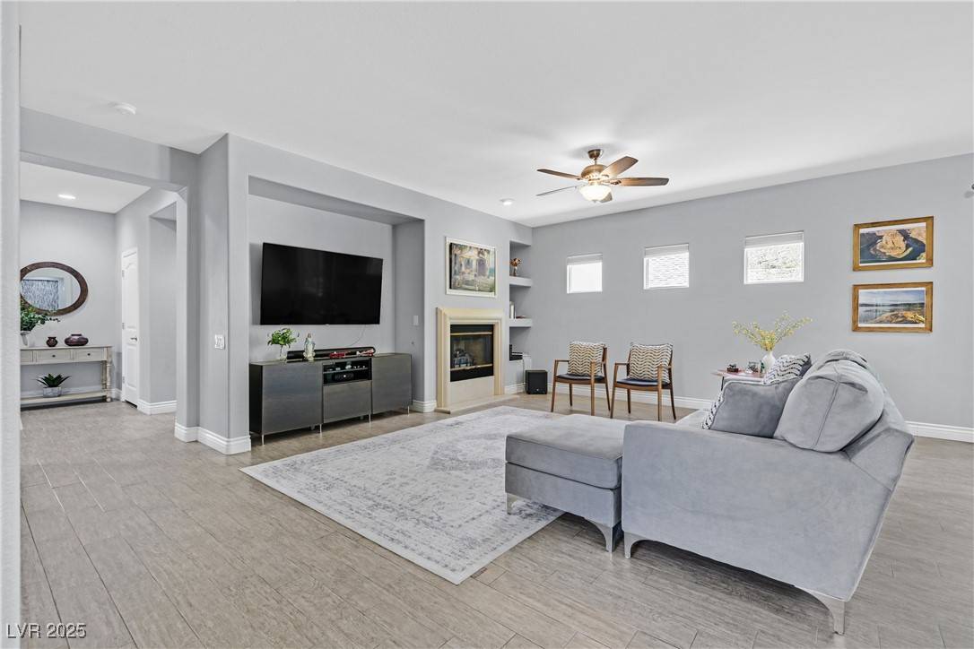 Henderson, NV 89044,2437 Daks Loden CT