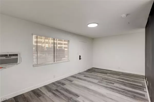 Las Vegas, NV 89102,1922 Fairfield 1 AVE #102