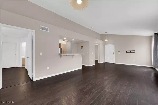 Las Vegas, NV 89147,7950 W Flamingo RD #2019