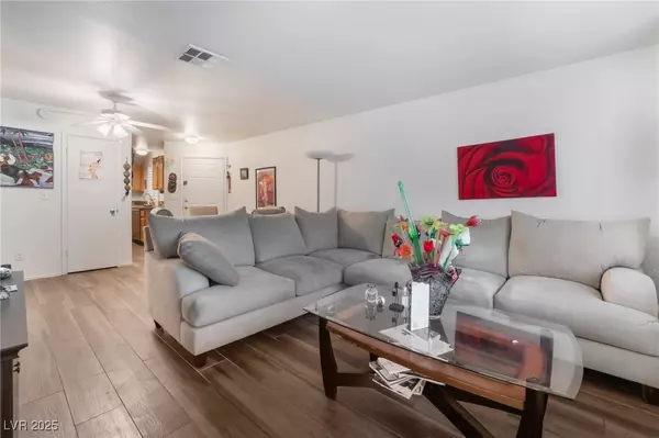 Las Vegas, NV 89128,3125 N Buffalo DR #1160