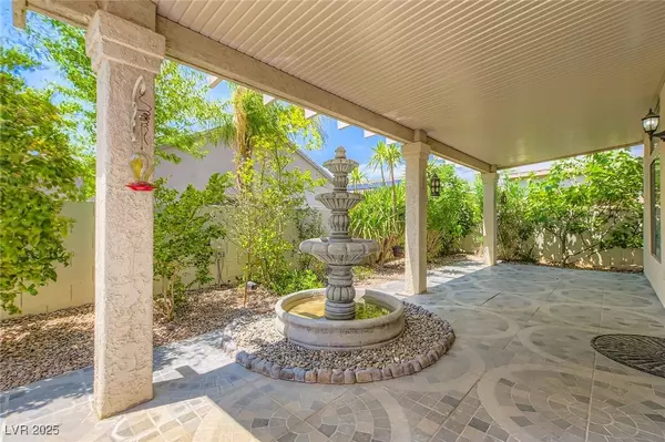 Henderson, NV 89052,521 Dawn Cove DR