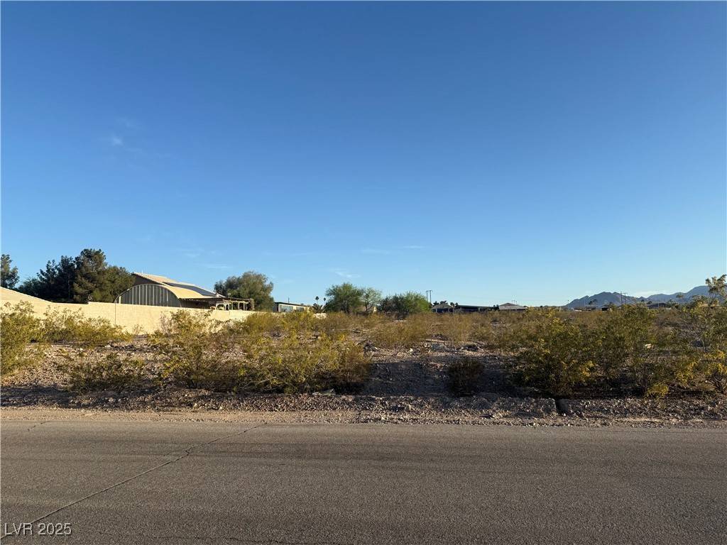 Henderson, NV 89015,827 Dublin AVE