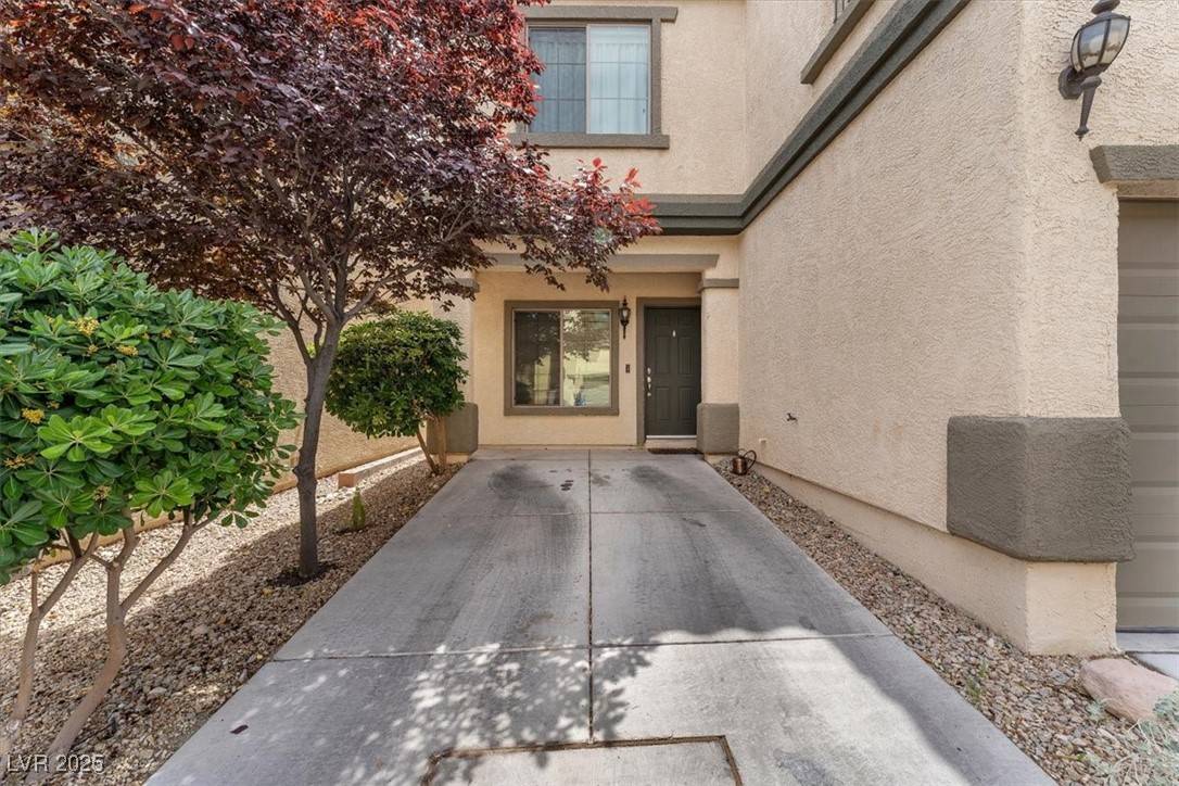 Las Vegas, NV 89149,9737 Darlington CT