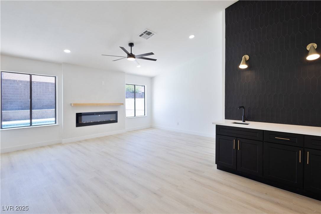 Las Vegas, NV 89120,3156 Shadowridge AVE