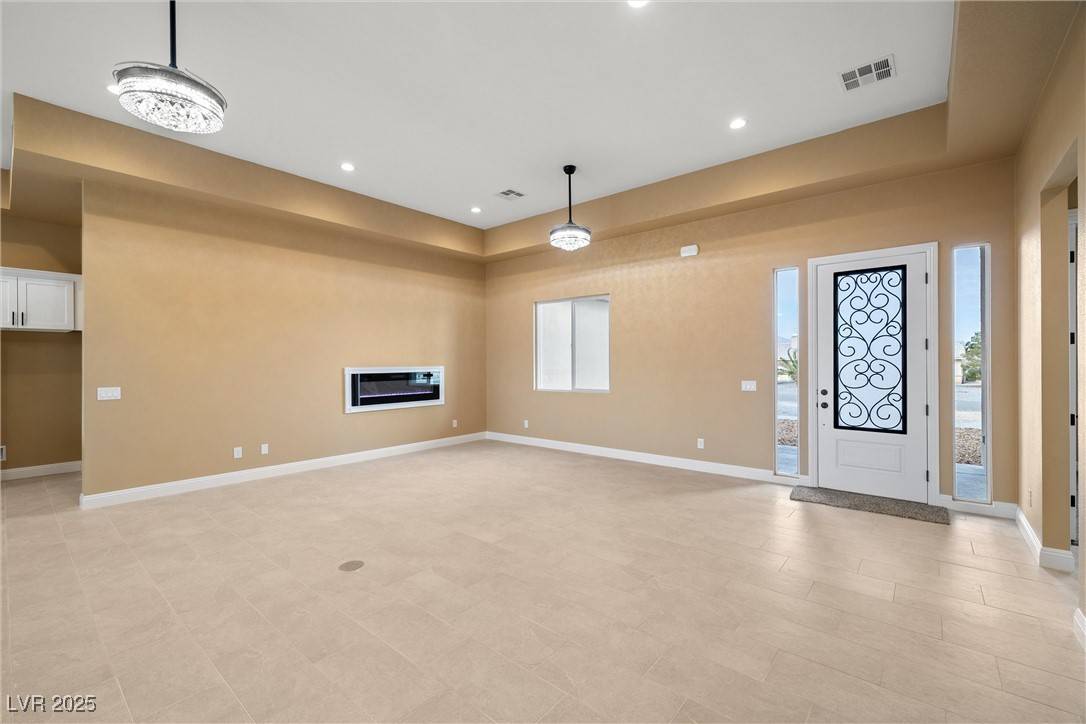 Pahrump, NV 89048,2181 Arrow CT