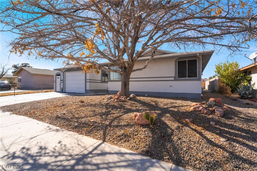 4981 Alondra DR,  Las Vegas,  NV 89118
