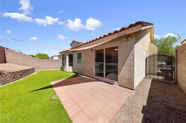 Las Vegas, NV 89139,7441 Aurora Glow ST