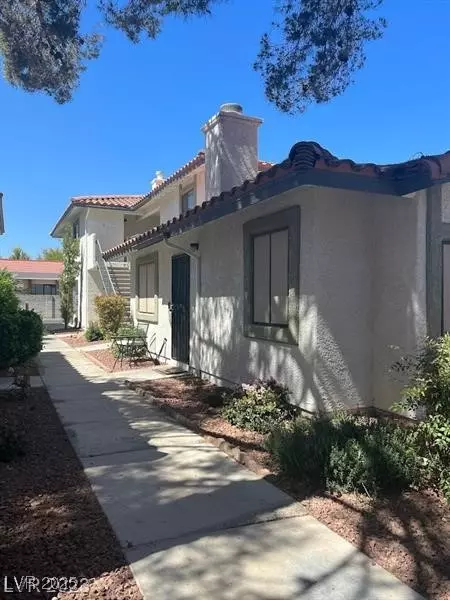 6749 CHARLESTON BLVD #3, Las Vegas, NV 89146