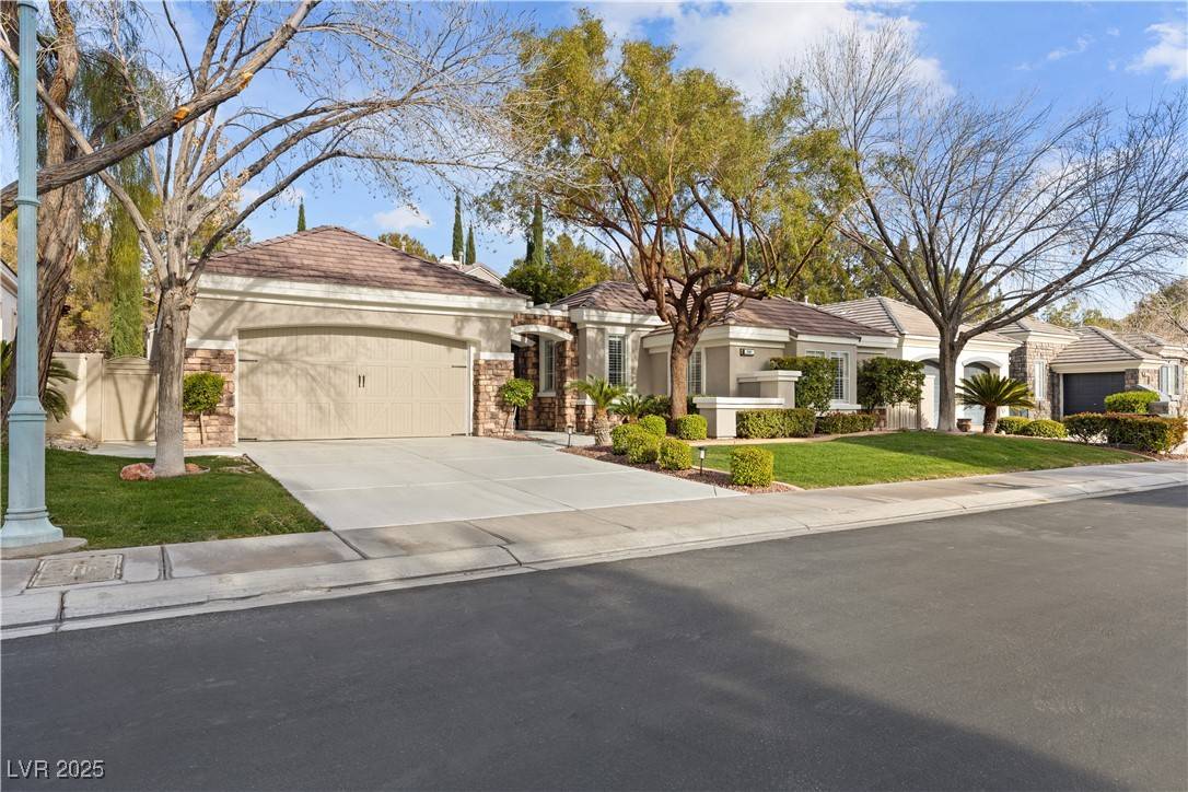 800 Jody Brook CT, Las Vegas, NV 89145