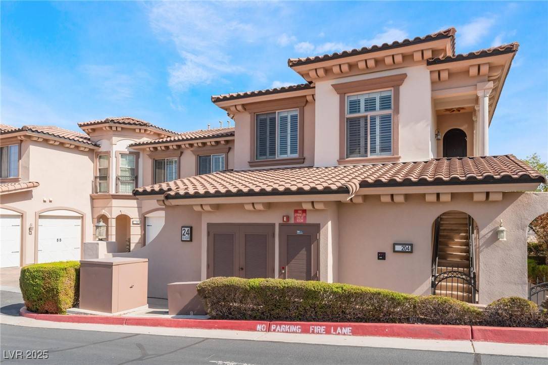 Henderson, NV 89011,24 Via Vasari #204