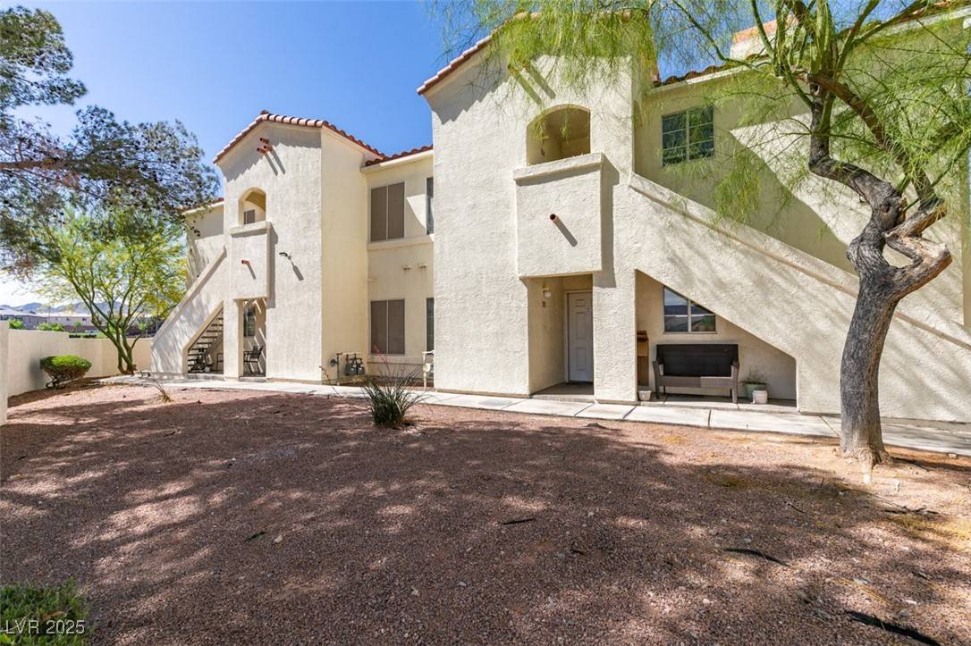 Henderson, NV 89015,698 S Racetrack RD #1521