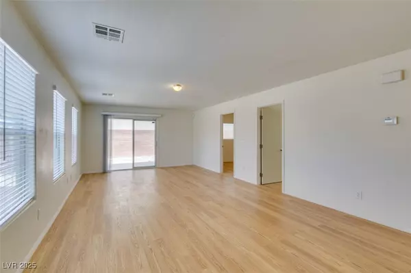 Las Vegas, NV 89183,11668 Tierney Creek DR