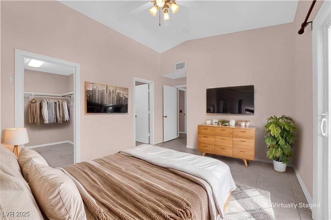 Las Vegas, NV 89117,2001 Quarry Ridge ST #207