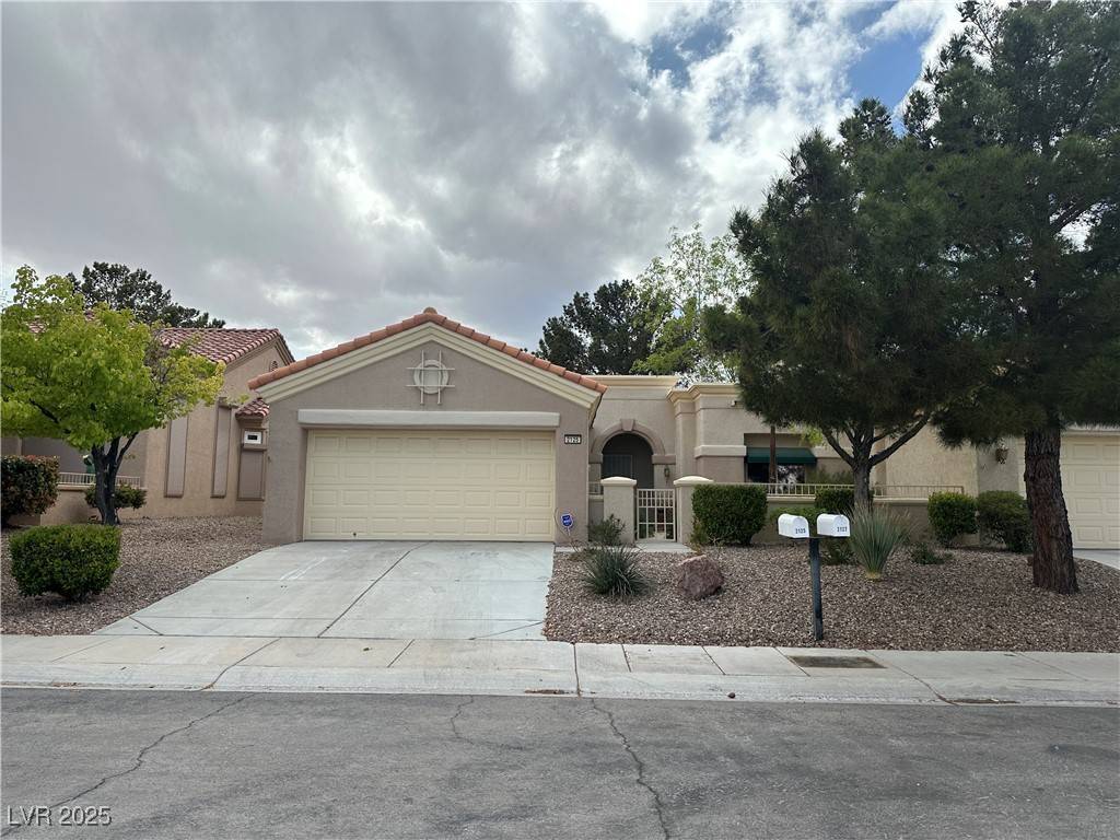 2125 Capestone ST, Las Vegas, NV 89134