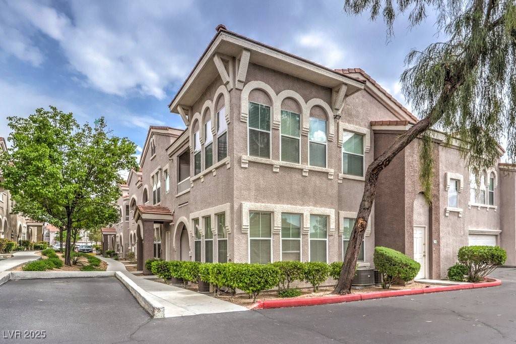 10001 Peace WAY #1296, Las Vegas, NV 89147