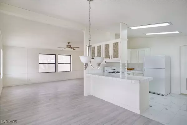 Las Vegas, NV 89108,4232 Orangeblossom CT