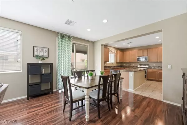 Las Vegas, NV 89148,9635 Aberdeen Ridge CT