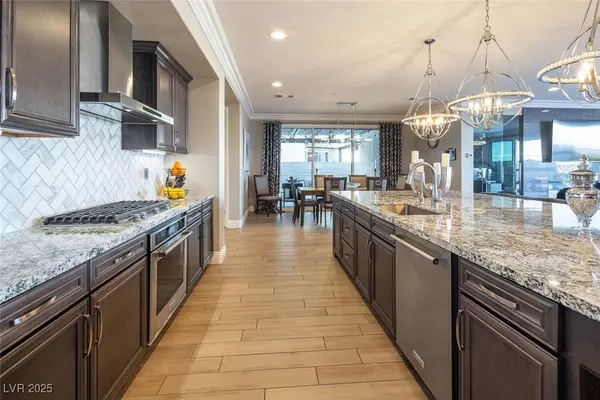 Las Vegas, NV 89129,4612 Amazing View ST