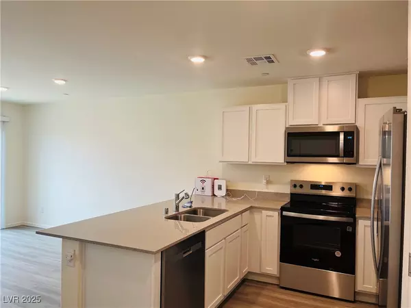 Las Vegas, NV 89141,10160 Mulberry Ridge ST