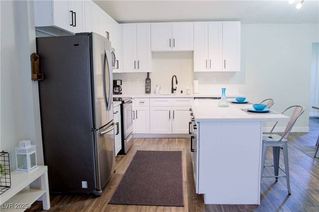 Las Vegas, NV 89103,6198 Pinewood AVE