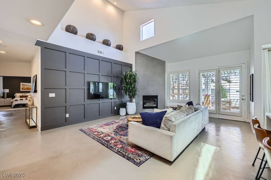 Henderson, NV 89074,176 Tierra Bonita CT