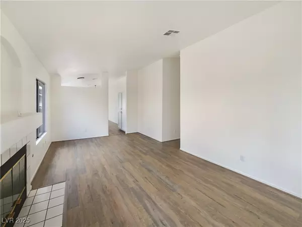 Las Vegas, NV 89156,6412 Dallaswood LN