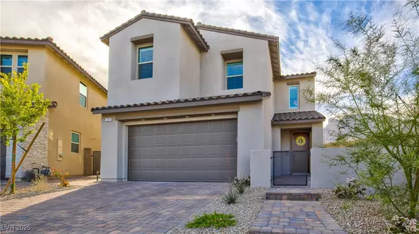 2239 Thunderbird ST, Las Vegas, NV 89138