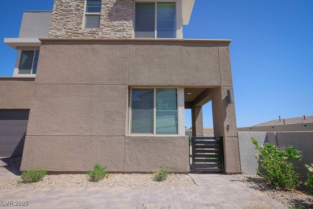 Las Vegas, NV 89148,6294 Redstone Hills DR