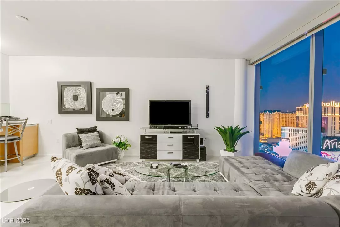 Las Vegas, NV 89158,3726 Las Vegas BLVD #2808