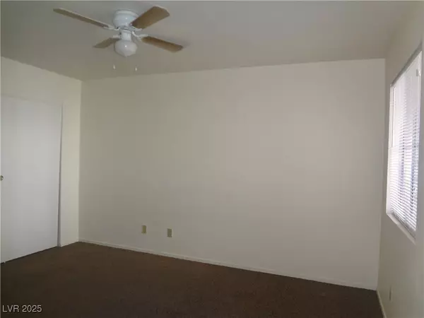 Las Vegas, NV 89147,7570 W Flamingo RD #125