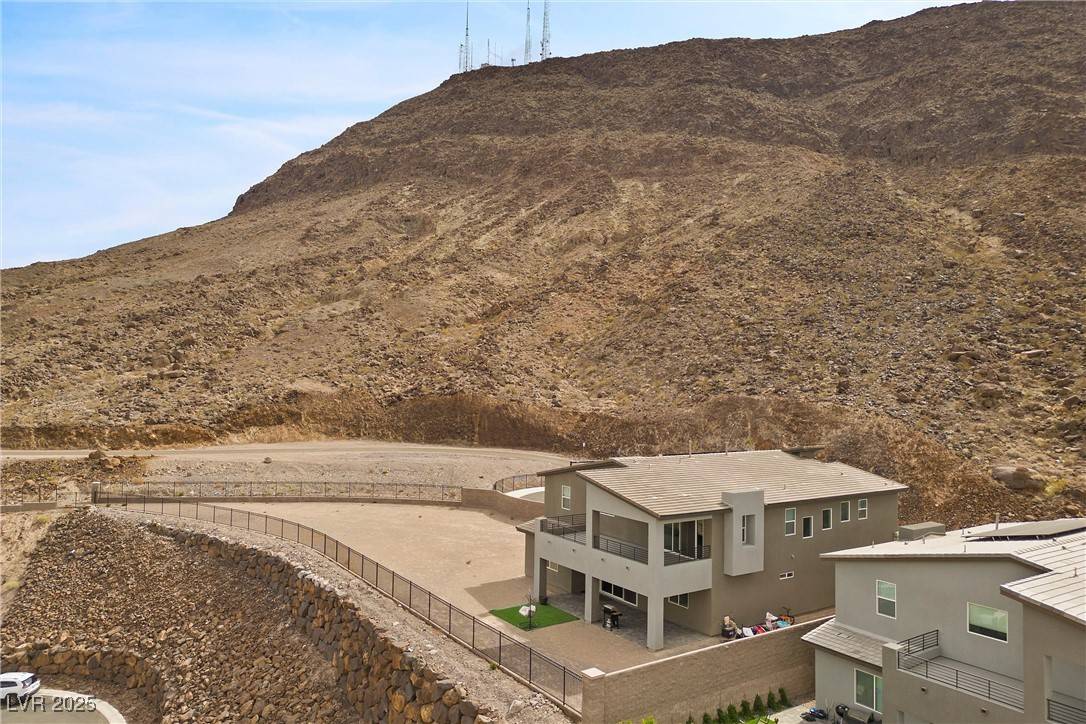 Henderson, NV 89012,350 Kandinsky CT